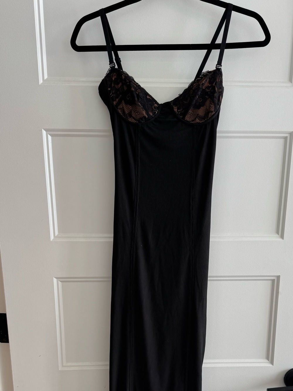 Tiger Mist black bustier maxi dress - Picture 2 of 5